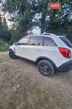 Позашляховик / Кросовер Opel Antara 2011 в 
