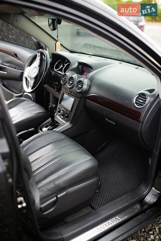 Внедорожник / Кроссовер Opel Antara 2008 в Черновцах
