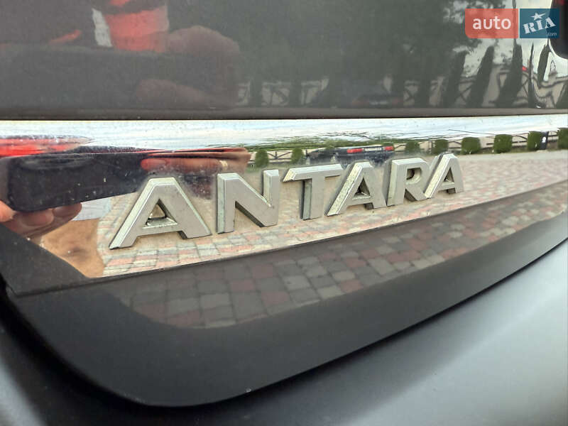 Позашляховик / Кросовер Opel Antara 2011 в Чернівцях