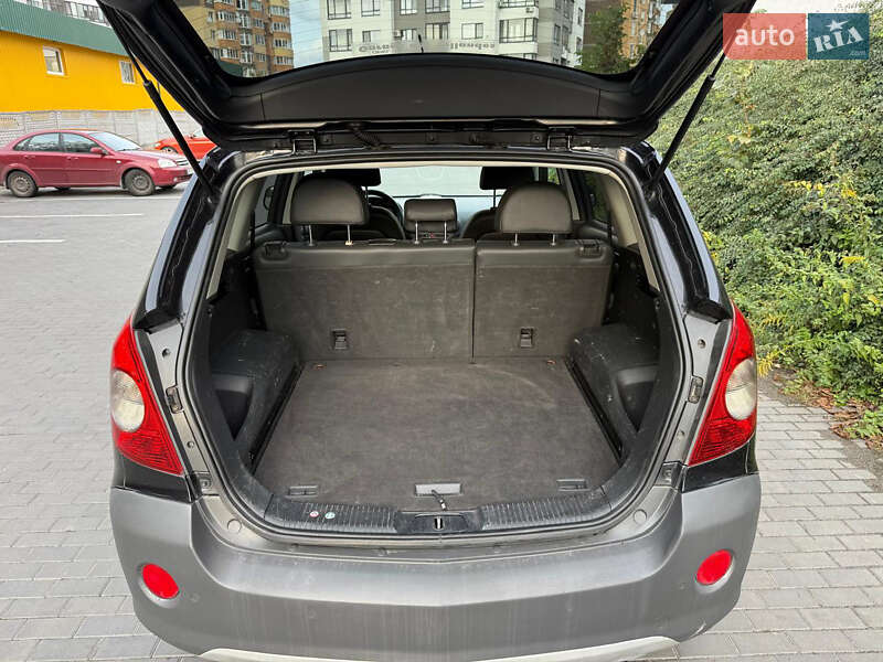 Позашляховик / Кросовер Opel Antara 2010 в Луцьку