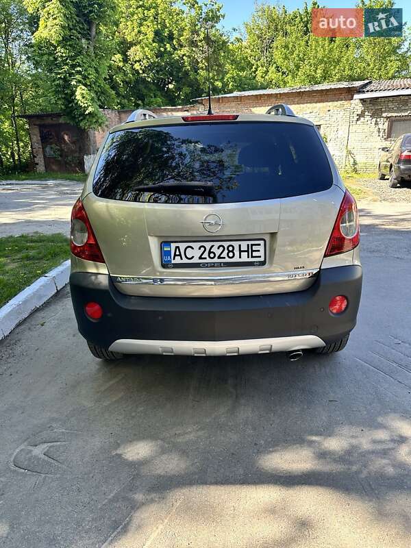 Позашляховик / Кросовер Opel Antara 2010 в Луцьку