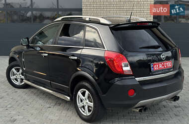 Позашляховик / Кросовер Opel Antara 2012 в 