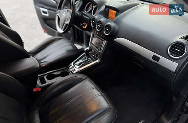 Позашляховик / Кросовер Opel Antara 2012 в 