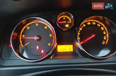 Внедорожник / Кроссовер Opel Antara 2007 в 