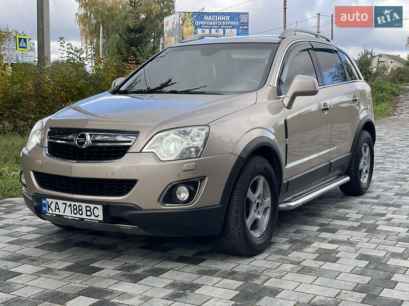 Внедорожник / Кроссовер Opel Antara 2012 в Староконстантинове