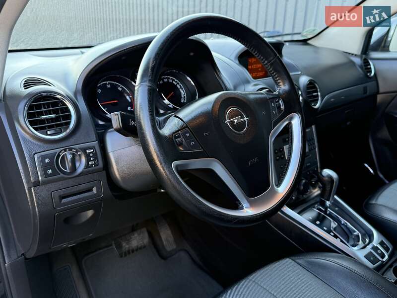 Позашляховик / Кросовер Opel Antara 2011 в Борисполі