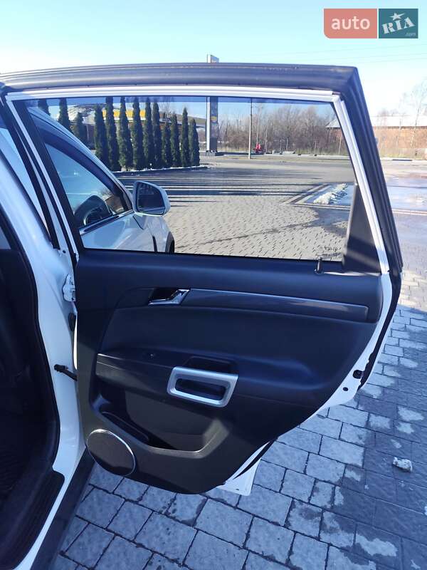 Внедорожник / Кроссовер Opel Antara 2009 в Надворной