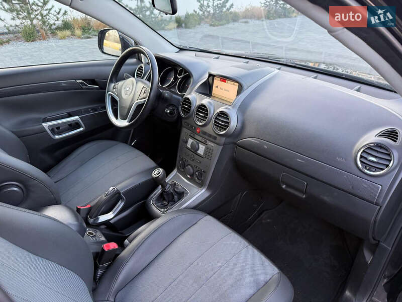 Позашляховик / Кросовер Opel Antara 2010 в Луцьку