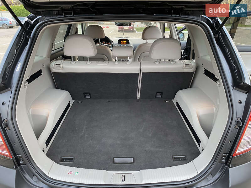 Внедорожник / Кроссовер Opel Antara 2013 в Луцке