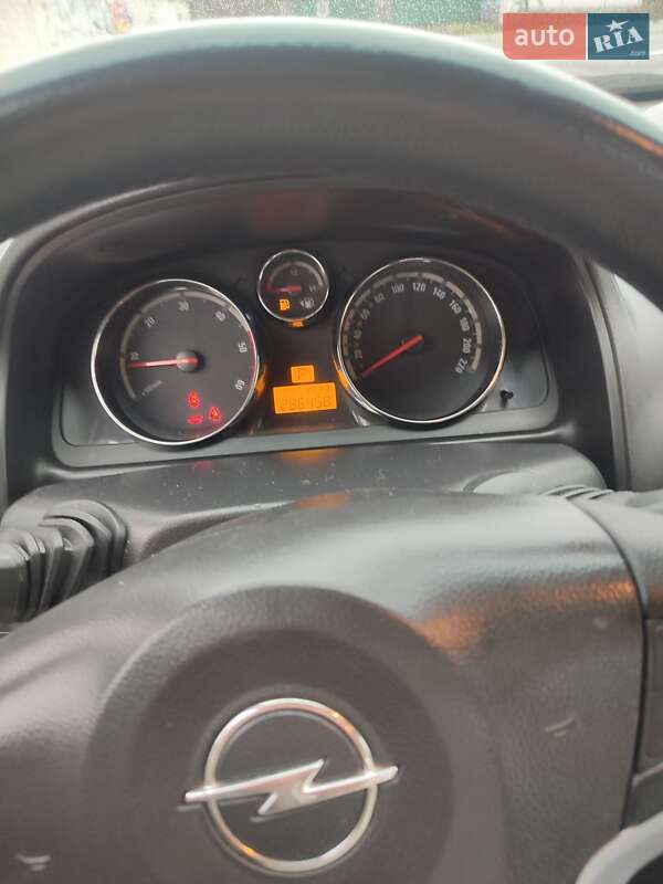 Внедорожник / Кроссовер Opel Antara 2010 в Киеве фото 7 Внедорожник / Кроссовер Opel Antara 2010 в Киеве