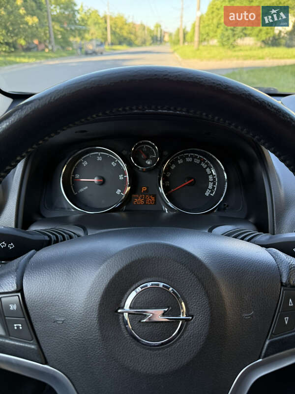 Позашляховик / Кросовер Opel Antara 2013 в Івано-Франківську