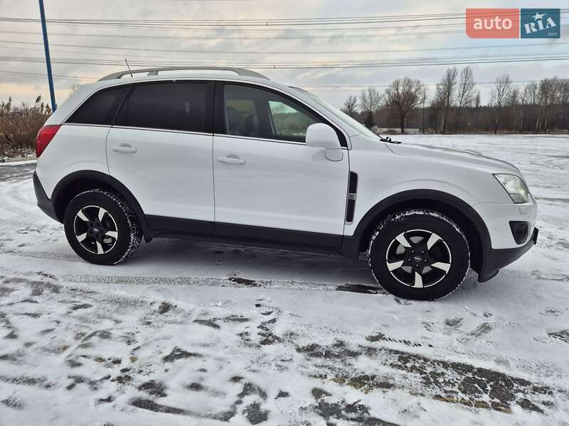 Внедорожник / Кроссовер Opel Antara 2011 в Харькове