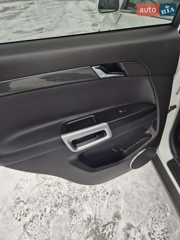 Внедорожник / Кроссовер Opel Antara 2011 в Харькове