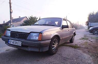 Хэтчбек Opel Ascona 1986 в Запорожье