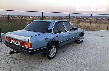 Седан Opel Ascona 1985 в Чорткове