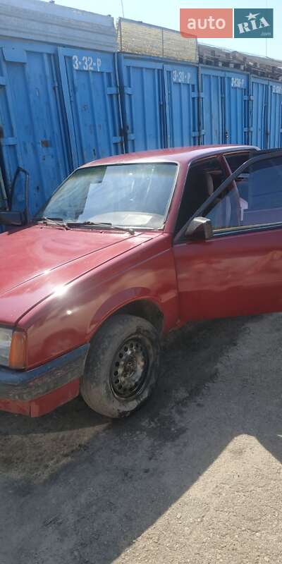 Седан Opel Ascona 1986 в Нежине