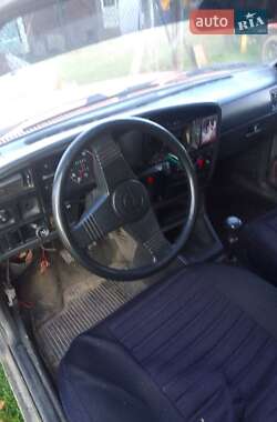 Седан Opel Ascona 1983 в Львове