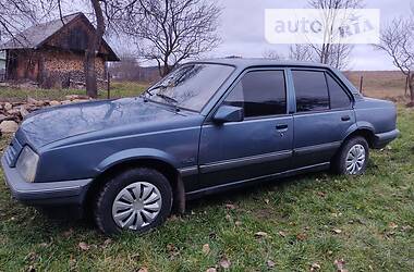 Седан Opel Ascona 1988 в Сколе