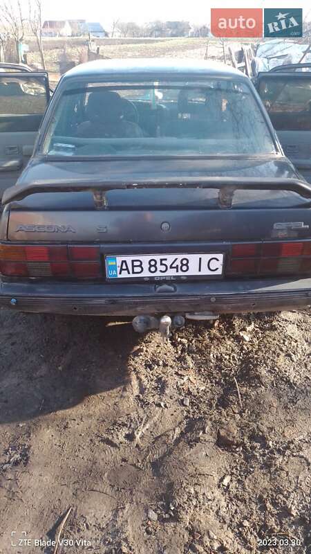 Седан Opel Ascona 1988 в Калиновке