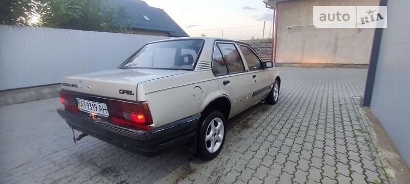 Седан Opel Ascona 1987 в Коломые