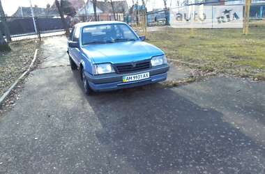 Седан Opel Ascona 1987 в Житомирі