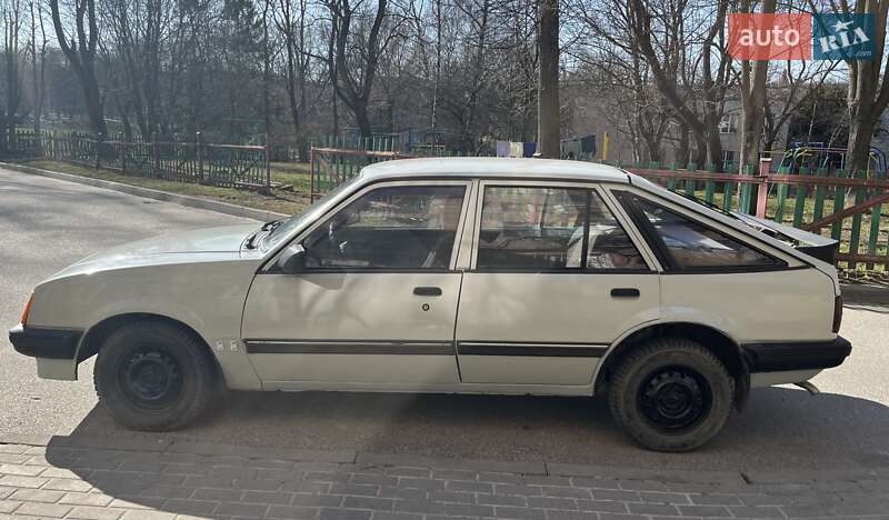 Хэтчбек Opel Ascona 1987 в Тернополе
