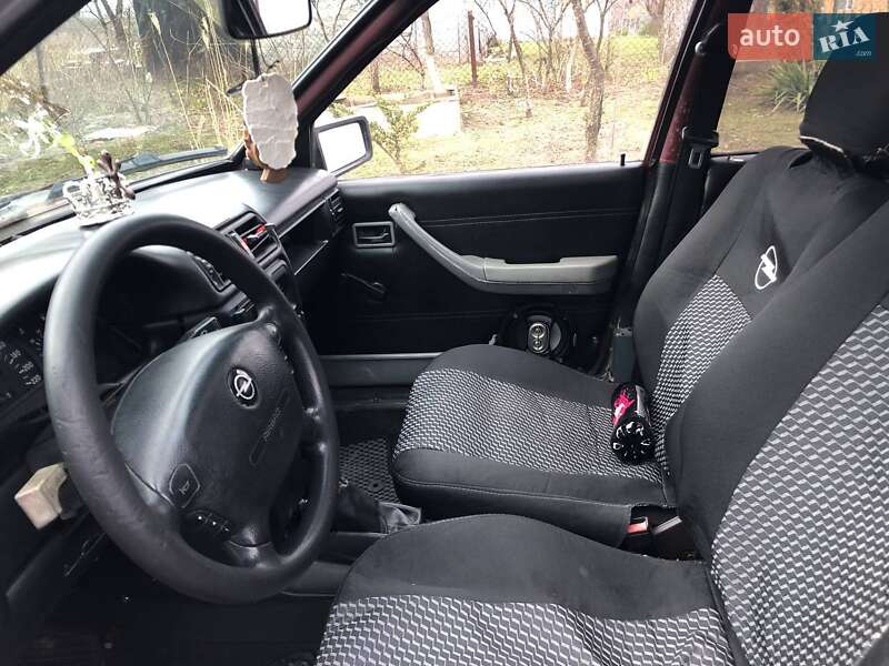 Седан Opel Ascona 1986 в Луцке