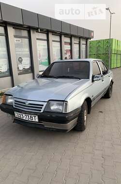 Седан Opel Ascona 1988 в Вінниці