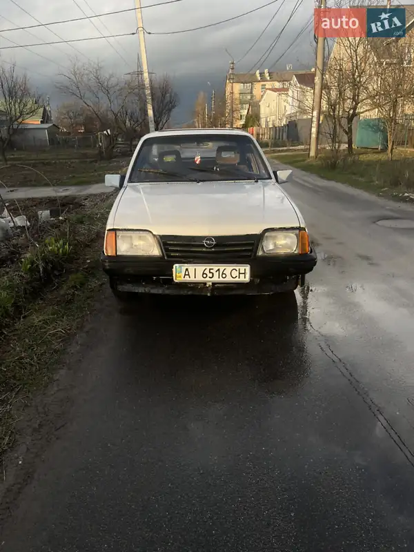 Opel Ascona 1987