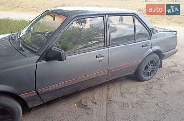Седан Opel Ascona 1986 в Днепре