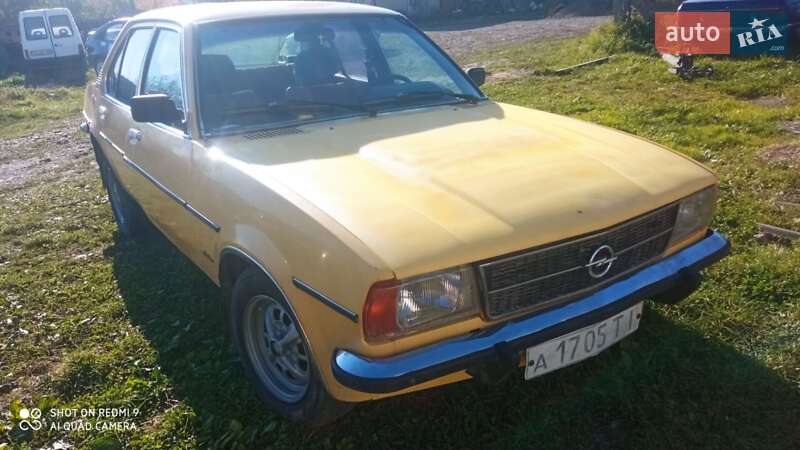 Седан Opel Ascona 1979 в Коломиї