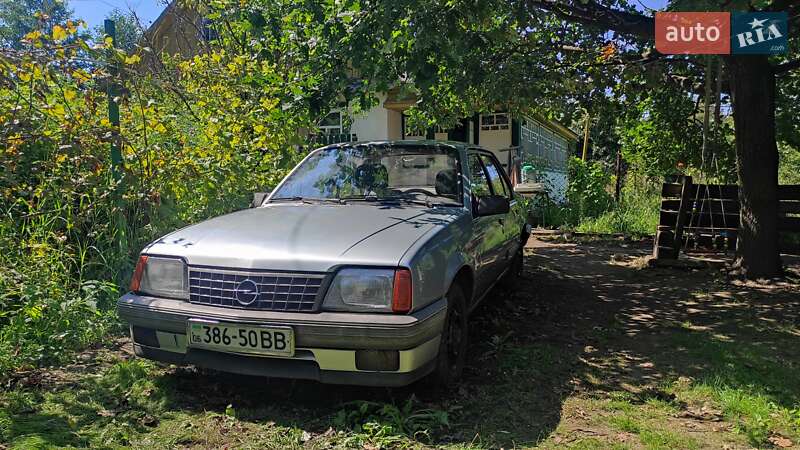 Седан Opel Ascona 1985 в Коростене фото 5 Седан Opel Ascona 1985 в Коростене