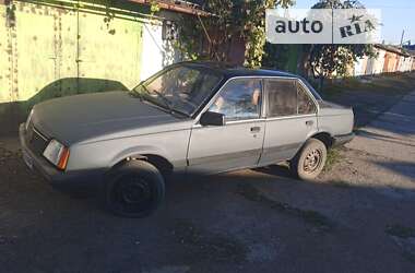 Седан Opel Ascona 1985 в Долинській