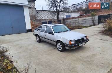 Хэтчбек Opel Ascona 1984 в Конотопе