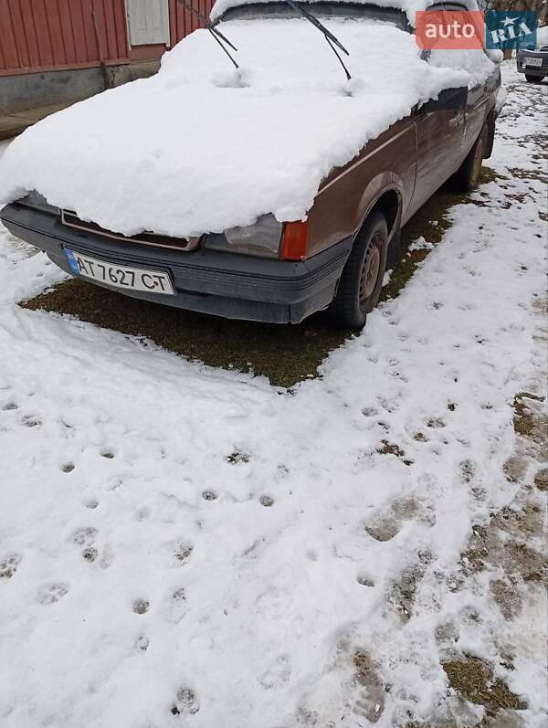 Седан Opel Ascona 1986 в Косове