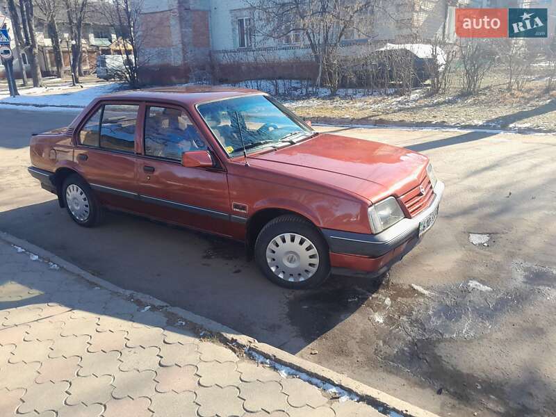Седан Opel Ascona 1987 в Владимире фото 29 Седан Opel Ascona 1987 в Владимире