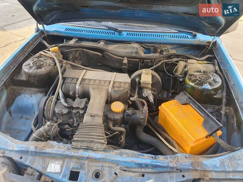 Седан Opel Ascona 1986 в Ивановке