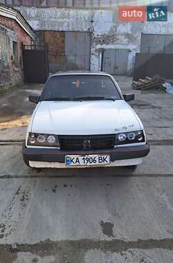 Хетчбек Opel Ascona 1987 в 