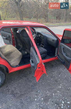 Седан Opel Ascona 1988 в 