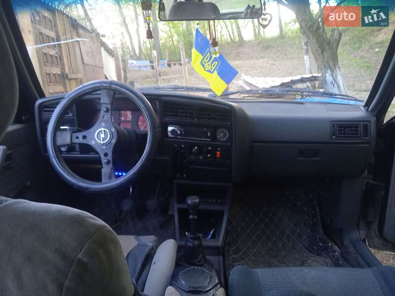 Седан Opel Ascona 1986 в Глыбокой
