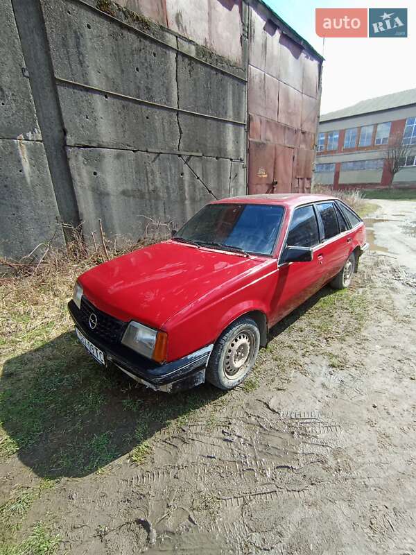 Opel Ascona 1985