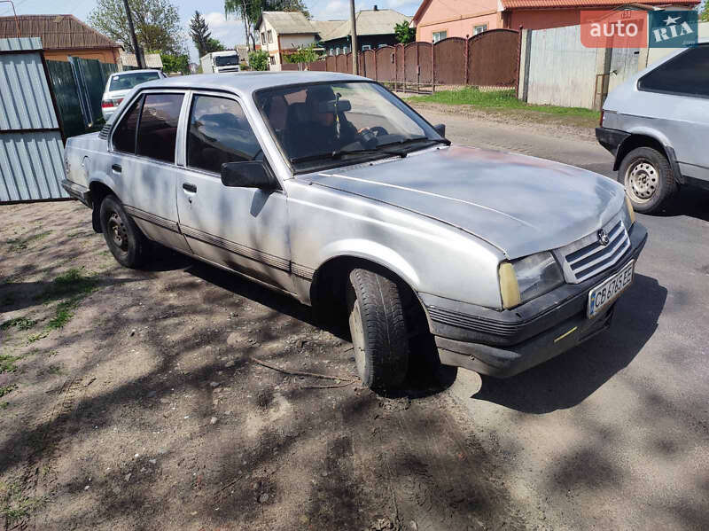 Седан Opel Ascona 1986 в Нежине