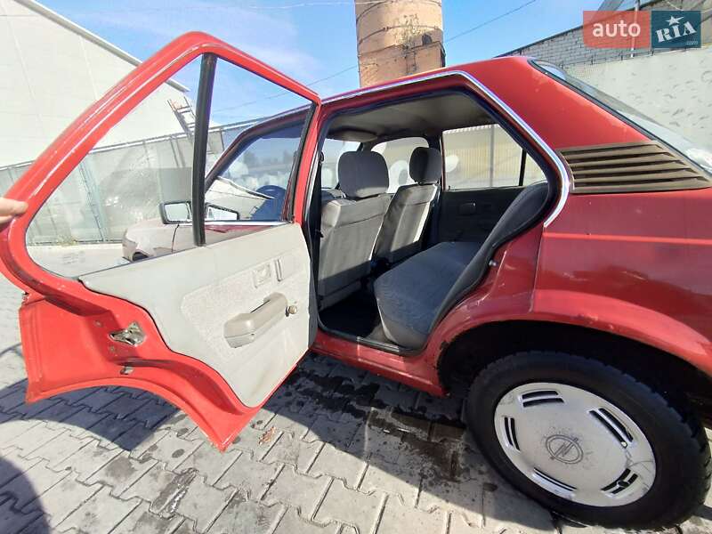 Седан Opel Ascona 1985 в Житомирі