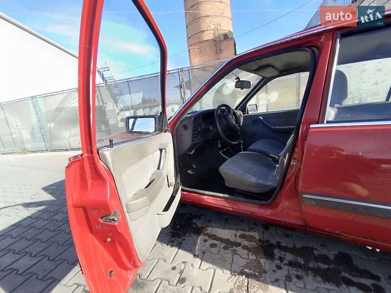 Седан Opel Ascona 1985 в Житомирі