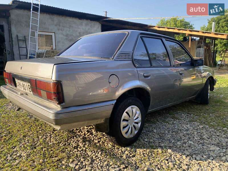 Седан Opel Ascona 1988 в Коломые фото 4 Седан Opel Ascona 1988 в Коломые
