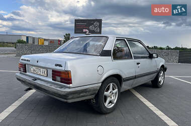 Купе Opel Ascona 1982 в 