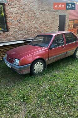 Седан Opel Ascona 1987 в Коломиї