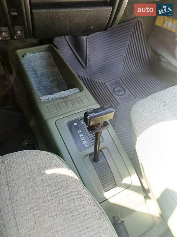 Седан Opel Ascona 1981 в Хмельницькому