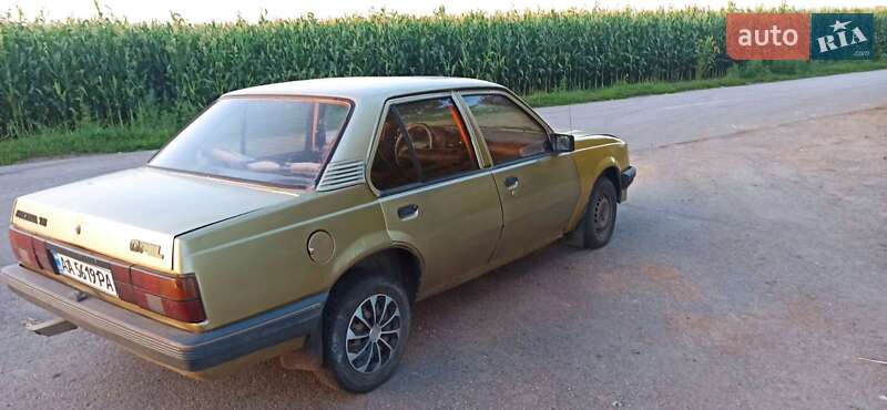 Седан Opel Ascona 1988 в Белой Церкви
