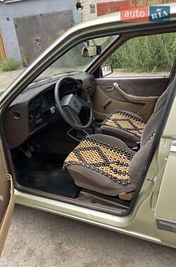 Седан Opel Ascona 1987 в 